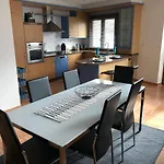 Nyaraló Casa *